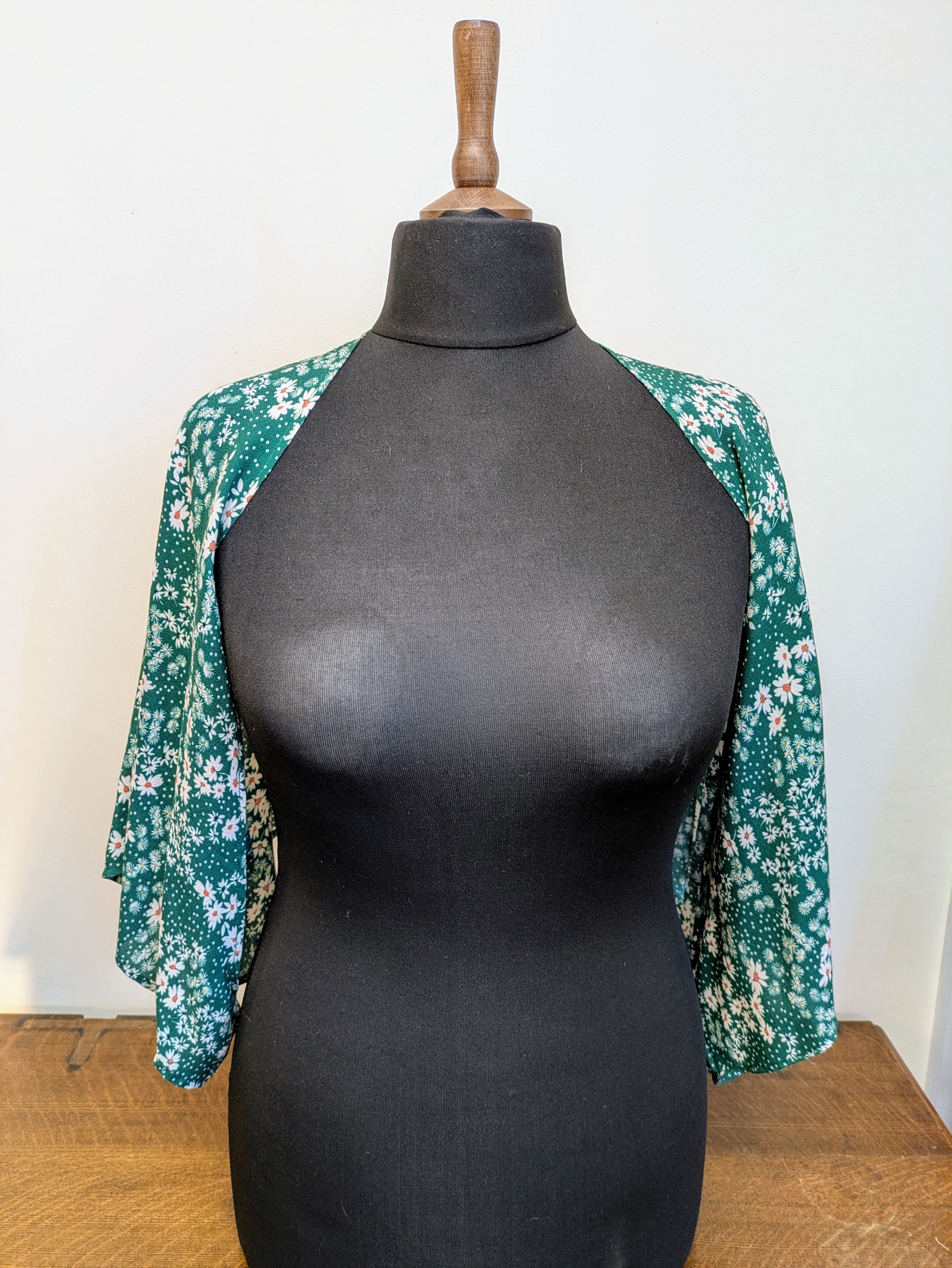 Green daisy kimono shrug