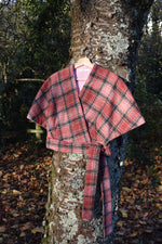 Load image into Gallery viewer, Lisa wrap shawl
