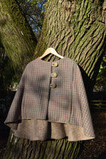 Load image into Gallery viewer, Enid cape
