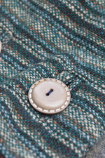 Load image into Gallery viewer, Green stripe button scarf
