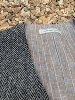Load image into Gallery viewer, Black/grey Herringbone
