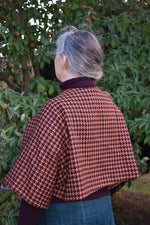 Load image into Gallery viewer, Orange and black kimono shrug
