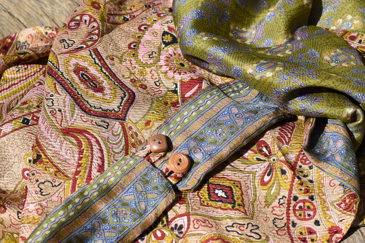 Reversible Olive green with warm pink large paisley