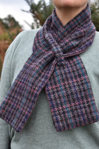 Polly check scarf